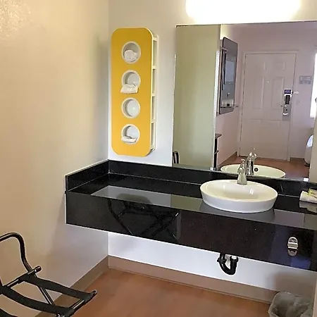 6-carlsbad, Ca - Village 2*