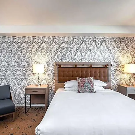 The Cassara Carlsbad, Tapestry Collection By Hilton Hotel Carlsbad
