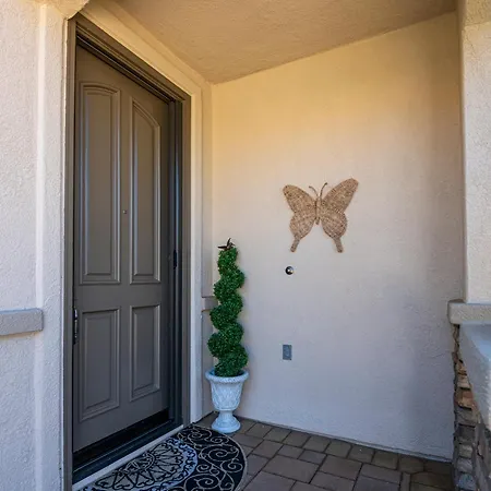 Mariposa Haven Villa