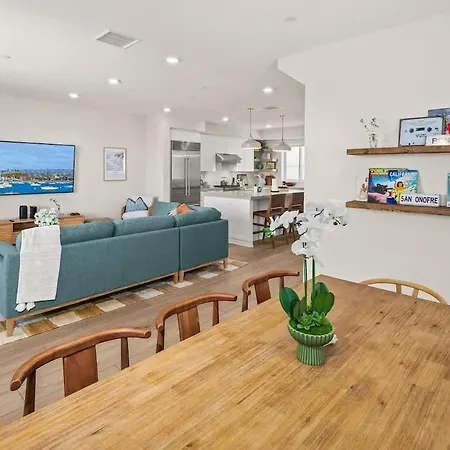 3 Minute Walk To 4 Bedroom * Carlsbad
