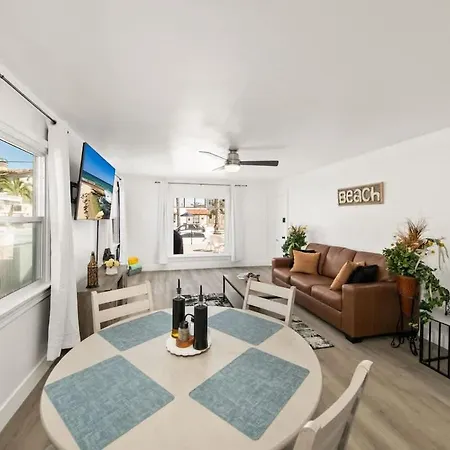 2 Bedroom With Ocean Views Large Deck Remodeled Carlsbad