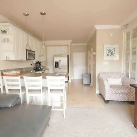 With Tennis Court View & King Beds Carlsbad