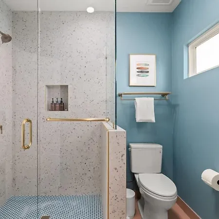 Holiday home Brand New In