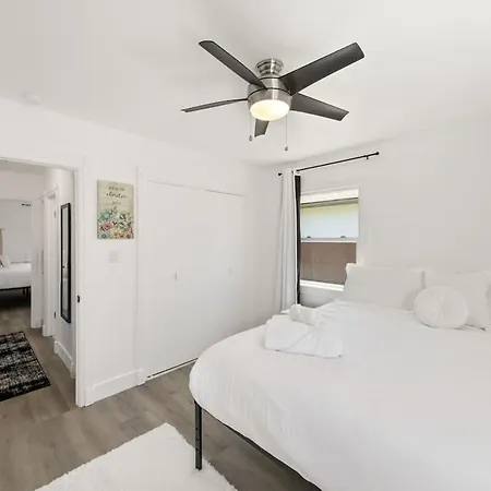 2 Bedroom With Ocean Views Large Deck Remodeled * Carlsbad
