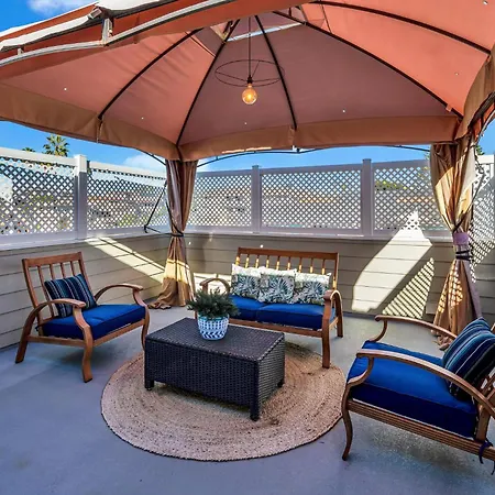 A Beachfront Fairytale In