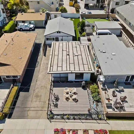 2 Bedroom With Ocean Views Large Deck Remodeled *