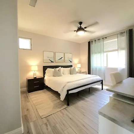 Holiday home Luxury Coastal Retreat - & Lagoon