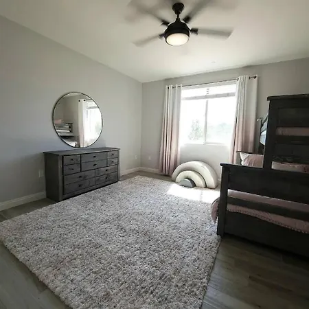 Luxury Coastal Retreat - & Lagoon * Carlsbad