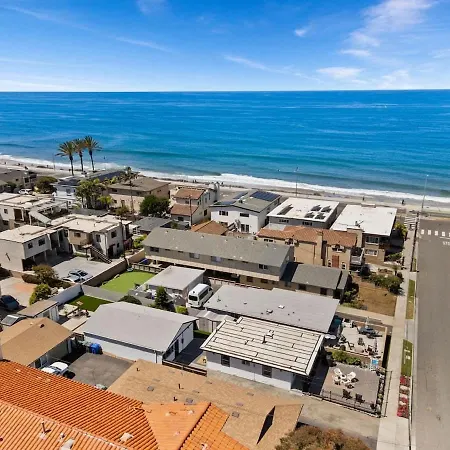 Holiday home 300 Ft From - Whole Compound 2 Units *