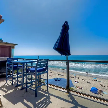 Apartment Oceanfront Unit, Private Balcony, Access, Sunset Views *