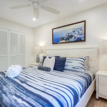 Oceanfront 2br - Private Patio - Steps To Apartment