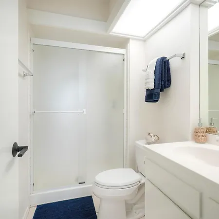 Oceanfront 2br - Private Patio - Steps To Apartment Carlsbad