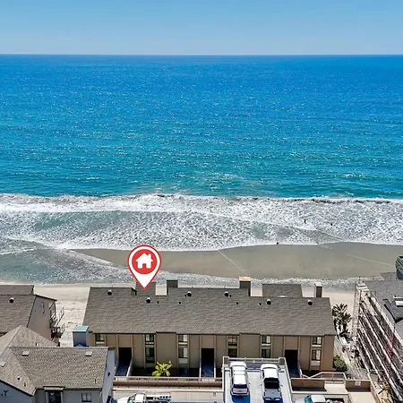 Oceanfront 2br - Private Patio - Steps To Apartment