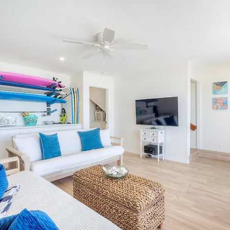 Apartment Oceanfront 2br - Private Patio - Steps To *