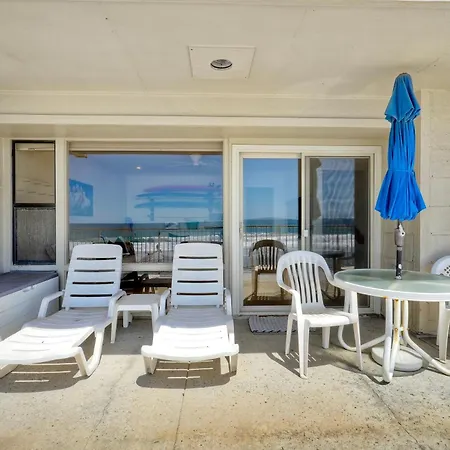Oceanfront 2br - Private Patio - Steps To Apartment *
