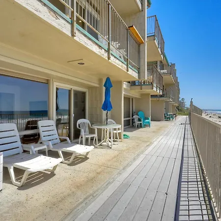 Oceanfront 2br - Private Patio - Steps To