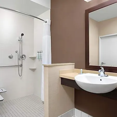Fairfield & By Marriott San Diego 3* Carlsbad