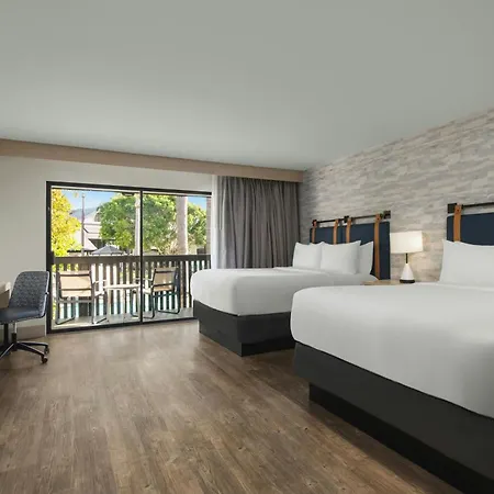 By The Sea Hotel, Carlsbad, Series By Marriott