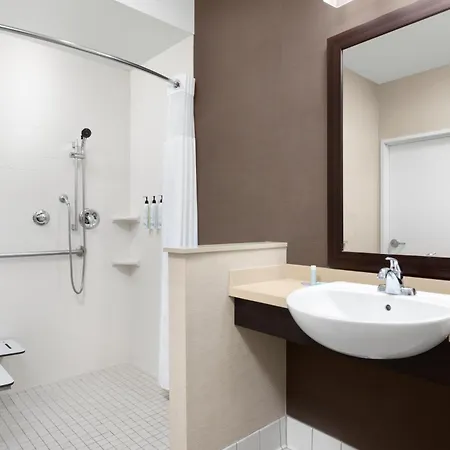 Fairfield & By Marriott San Diego 3*