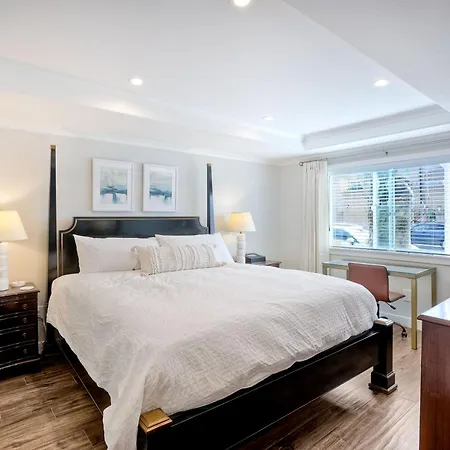 3080 Lincoln - Unit 24 Holiday home