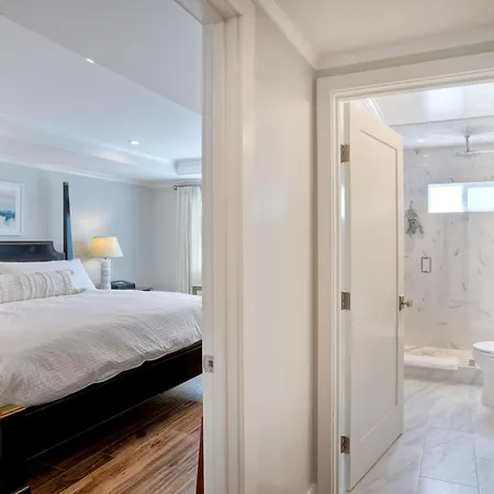 3080 Lincoln - Unit 24