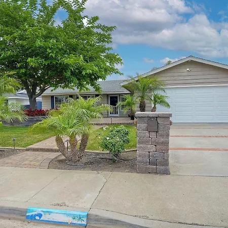 Charm - 3br Stunner Holiday home Carlsbad