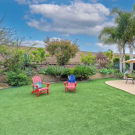 Holiday home Charm - 3br Stunner *