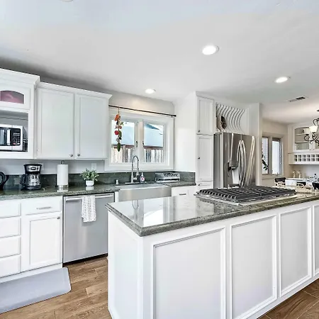 Charm - 3br Stunner Holiday home