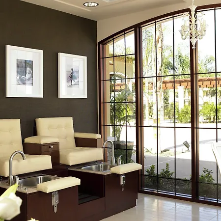 The Westin & Hotel 4*