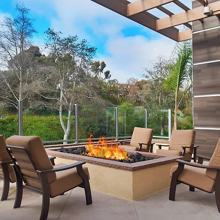 Hotel Fairfield & By Marriott San Diego 3*