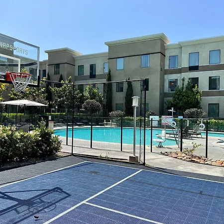 Staybridge Carlsbad/san Diego By Ihg Hotel 3*