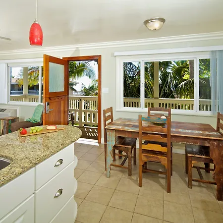 Hotel Ocean Palms