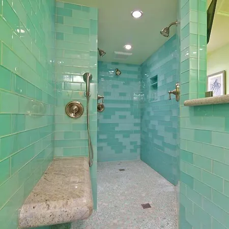 Ocean Palms Hotel 3*