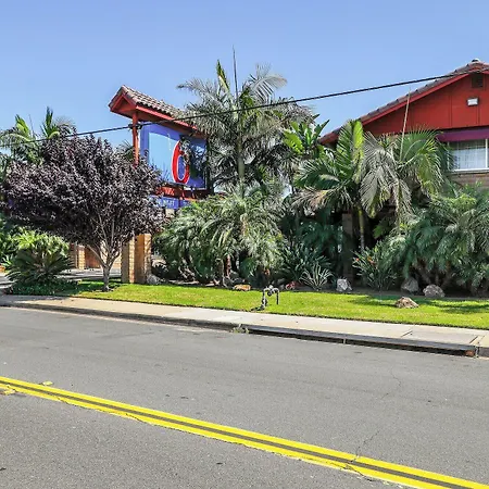 Motel 6 Carlsbad Village, Ca - Near Legoland Hotel 3*