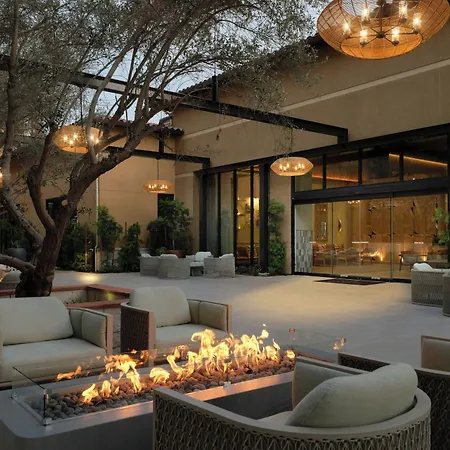 Solea, Autograph Collection 4* Carlsbad