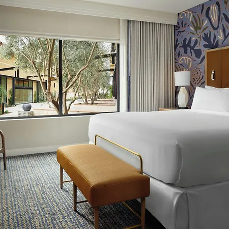 Solea, Autograph Collection Resort