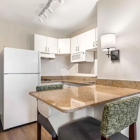 Hotel Extended America - San Diego - Village By The Sea 2*
