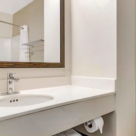 Extended America - San Diego - Village By The Sea Hotel 2*