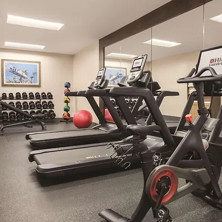 Hilton Garden 4*