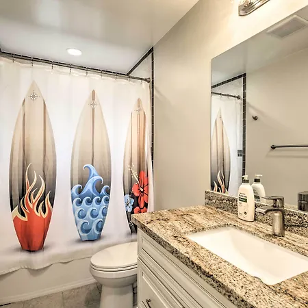 Coastal Home: 1 Mi To & Downtown Holiday home Carlsbad