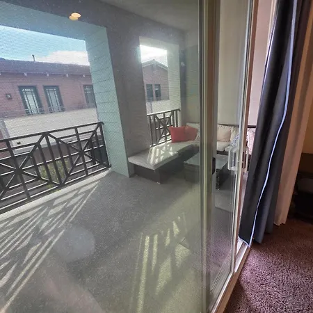 Master Bedroom-2 With Bathroom, Parking, Balcony 4-min Walking To The & Downtown In