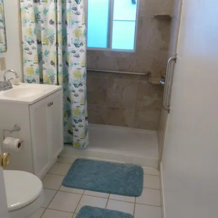 3140 Lincoln St Carlsbad