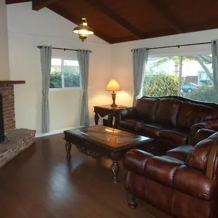 Holiday home 3140 Lincoln St *
