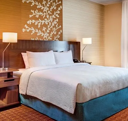 Fairfield & By Marriott San Diego Hotel