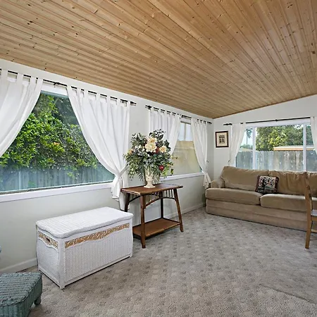 Holiday home Home, Walk To Beach Carlsbad