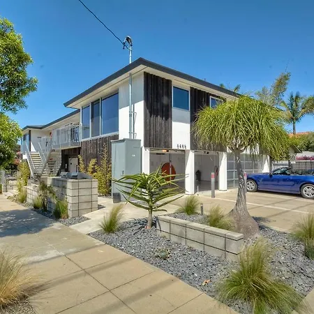 Apartment Sand -