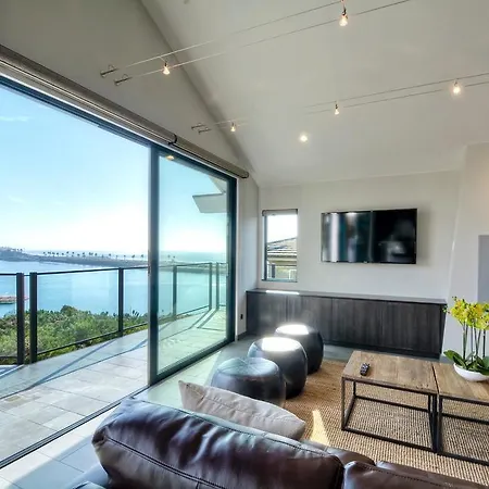 Entire In Villa *