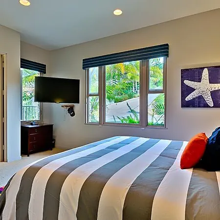 #4485 Paradise Shores Seven Bedroom Holiday
