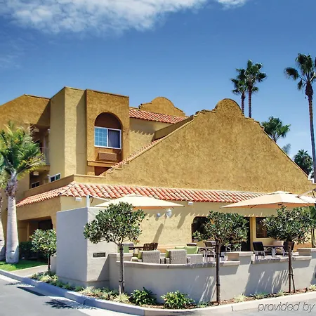 Hotel La Quinta By Wyndham - Legoland Area