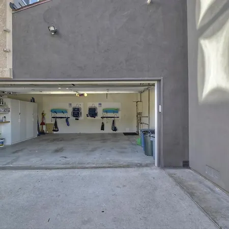 Entire In * Carlsbad